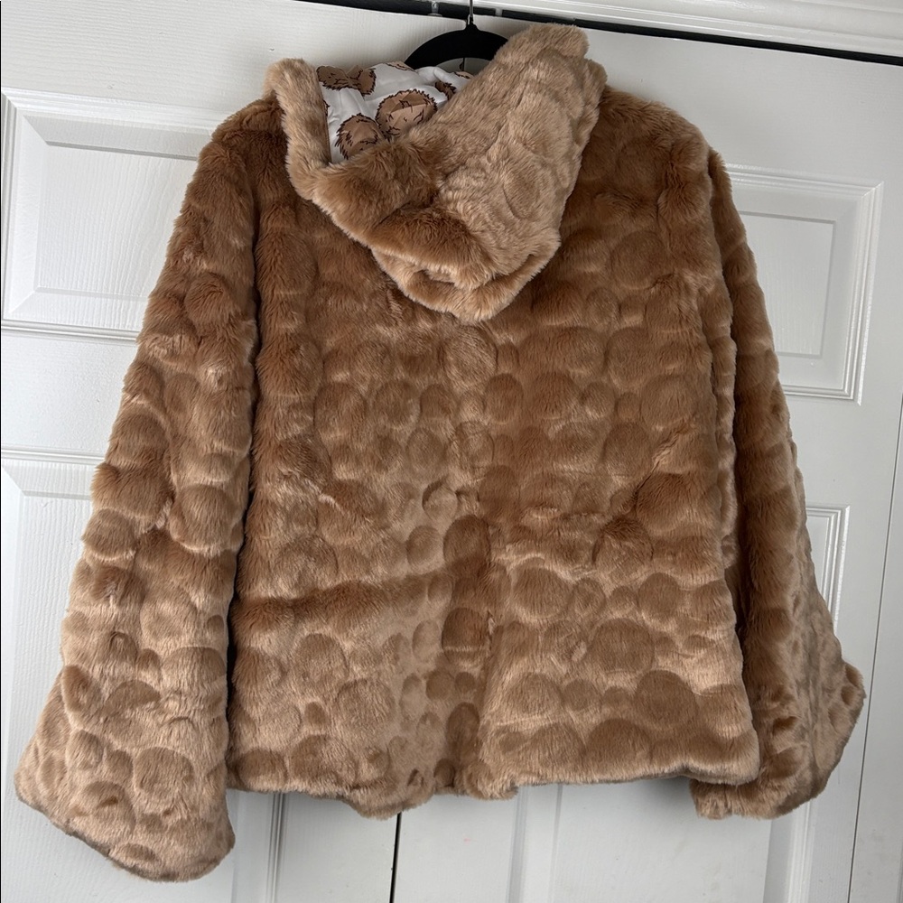 Star Trek Tribble Faux Fur Pom Pom Coat By Her Universe Size Large - Picture 11 of 15